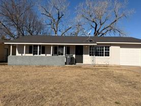 2804 Nw Ozmun Ave - Photo 1 of 1