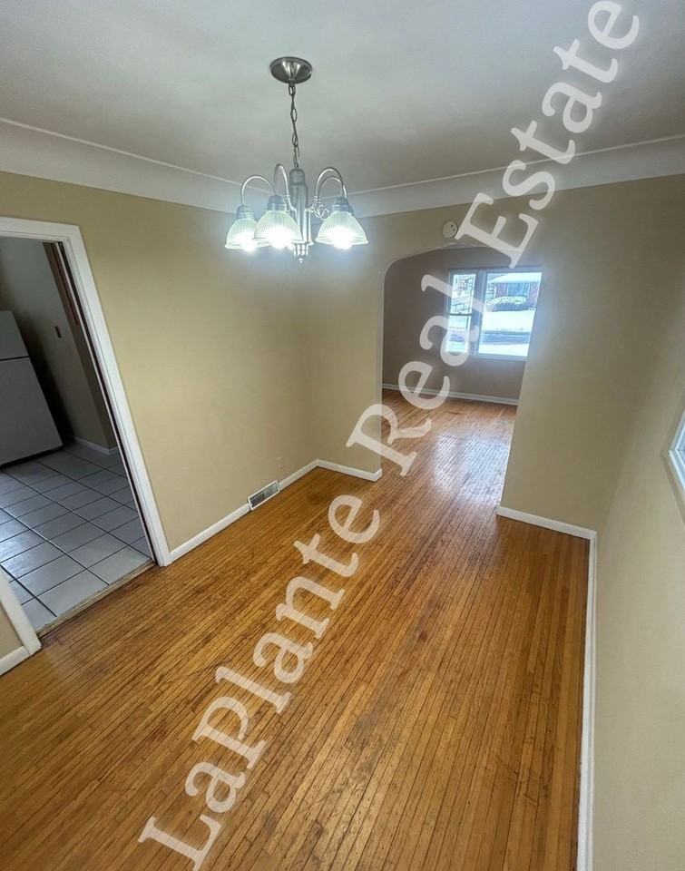 3802 Revere Dr - Photo 2 of 10