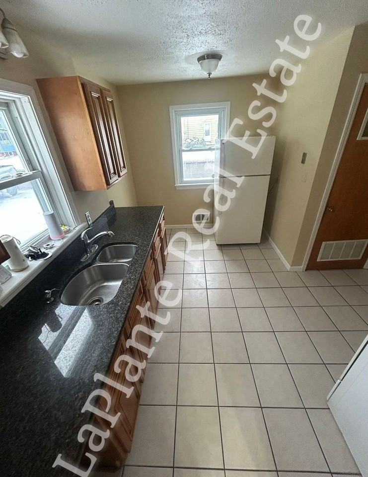 3802 Revere Dr - Photo 5 of 10