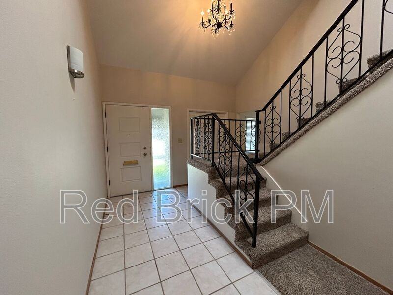 3355 San Fernando Ct - Photo 5 of 16