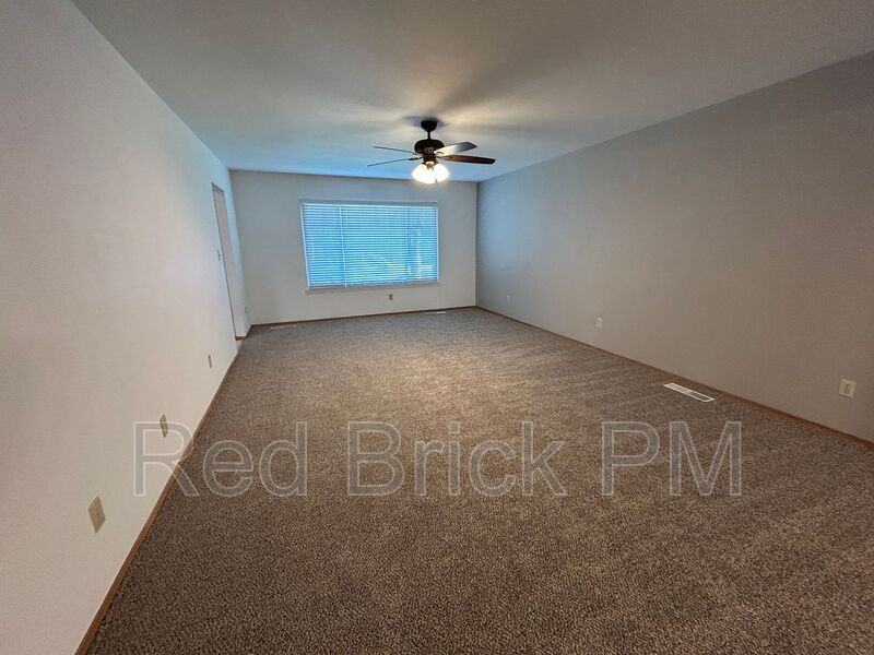 3355 San Fernando Ct - Photo 7 of 16