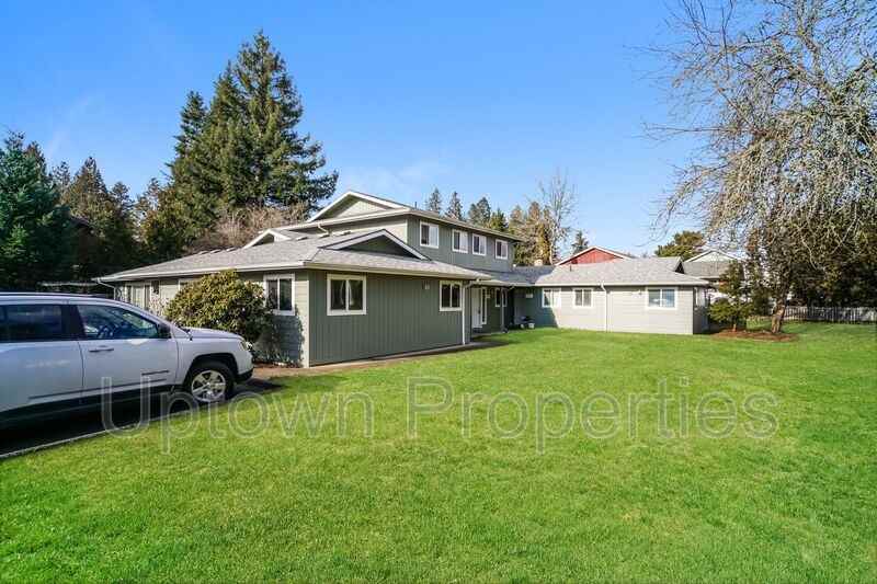 17358 Sw Merlo Rd - Photo 2 of 15