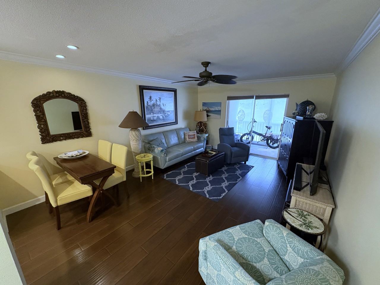 200 The Esplanade N #264PAR - Photo 3 of 24