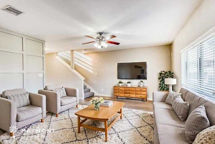 5203 Bay Ln - Photo 6 of 16