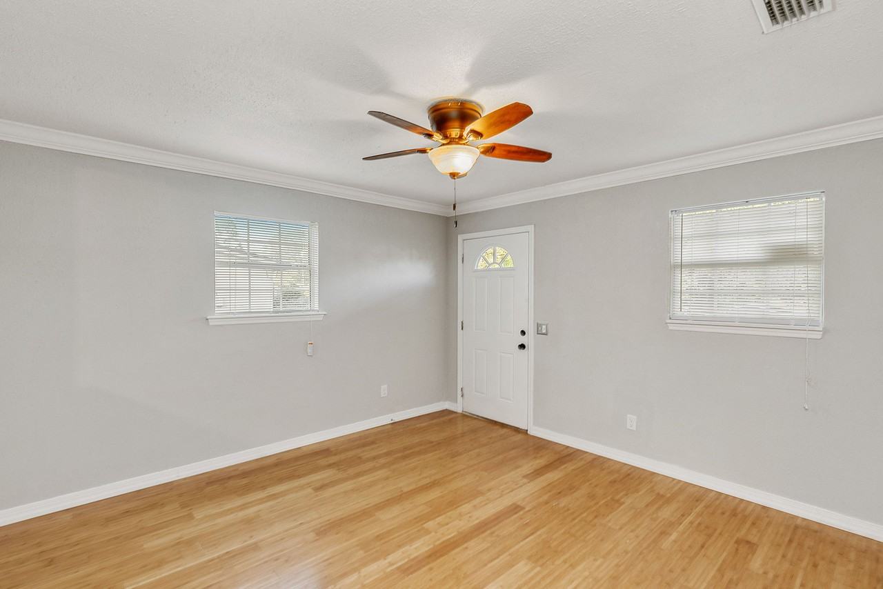 4472 Melvin Cir E #1 - Photo 5 of 13