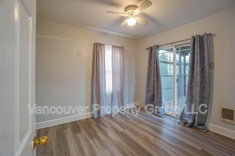 1714 E 33rd St - Photo 6 of 33