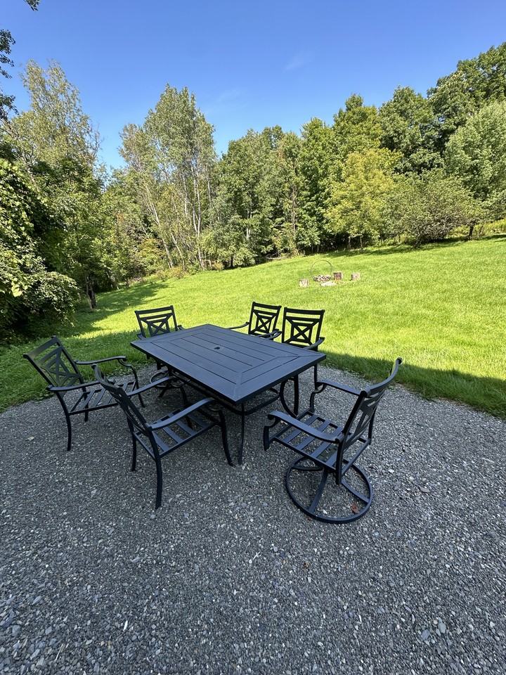 62 Mount Pleasant Rd #1 - Photo 5 of 30