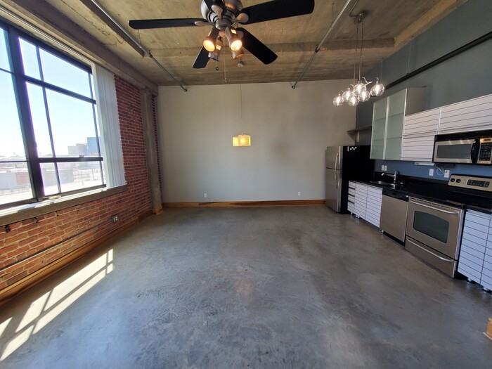 411 N 22nd St #311 - Photo 6 of 16