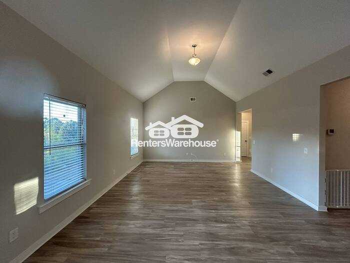 135 Bates Ln - Photo 6 of 20