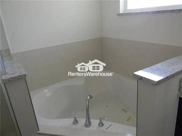 701 Armadillo Dr - Photo 6 of 11