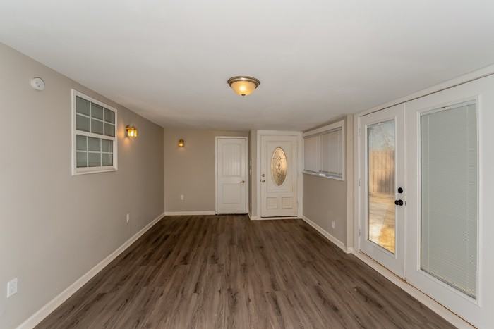 1855 Satterwhite St - Photo 2 of 10