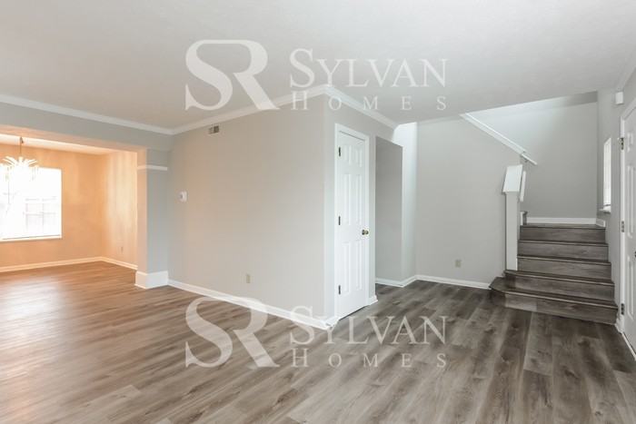 2214 Rolling Oak Dr - Photo 3 of 16