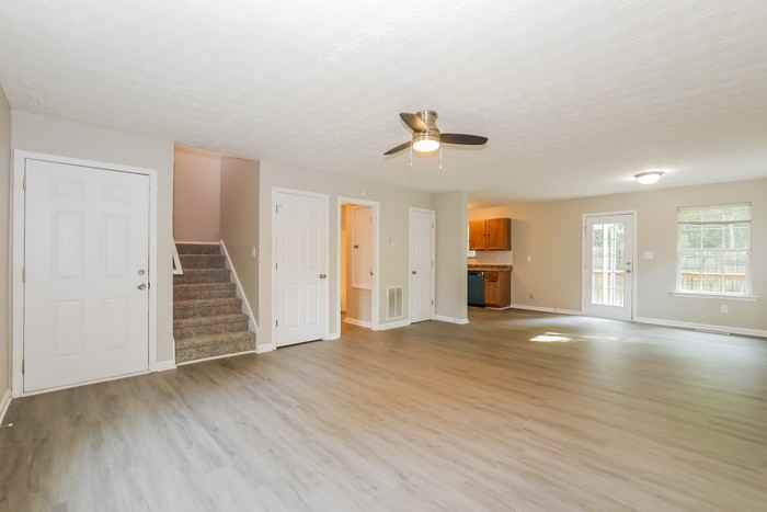 120 Apache Rd - Photo 2 of 15