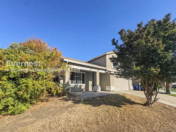 9051 Ducks Pond Way - Photo 2 of 27