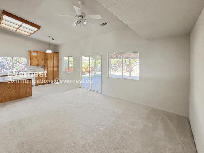 9051 Ducks Pond Way - Photo 5 of 27