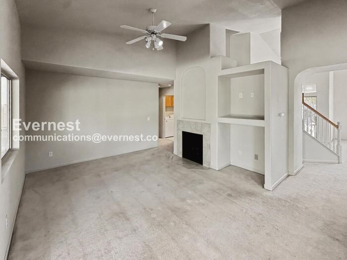 9051 Ducks Pond Way - Photo 6 of 27