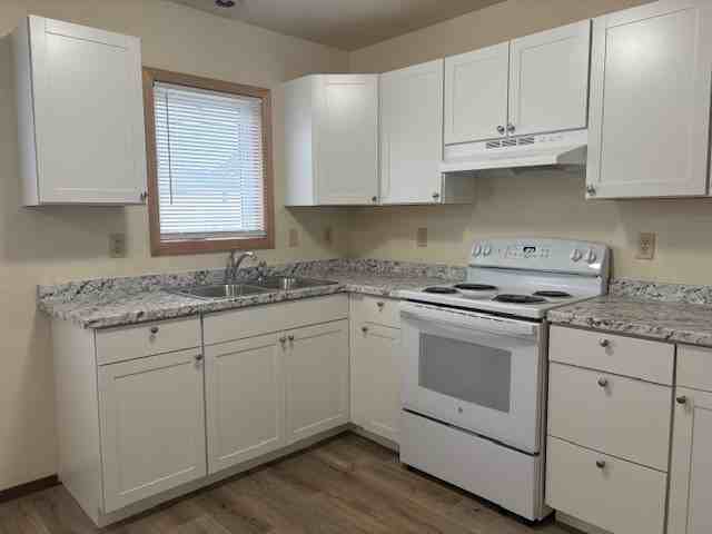 2326 Dearborn Ave #C - Photo 2 of 10