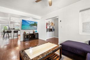 featured image of 1250 Stratford Ln