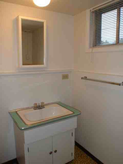 833 Cherry St #C - Photo 6 of 24