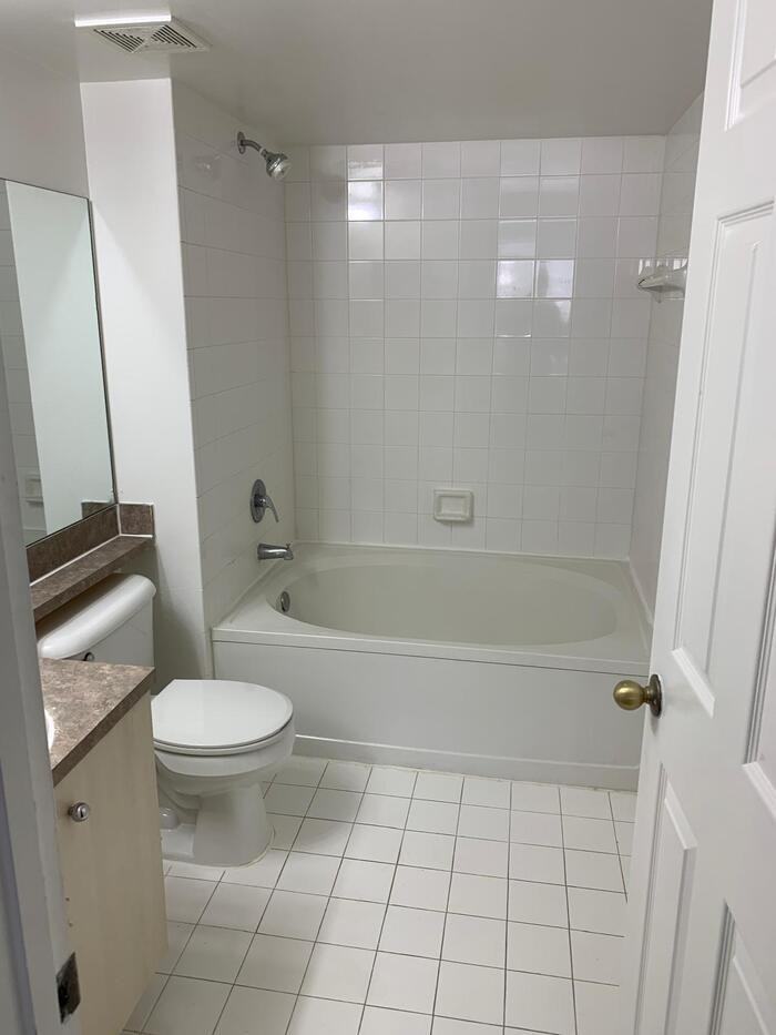 11165 Sw 6th St #305 - Photo 7 of 8