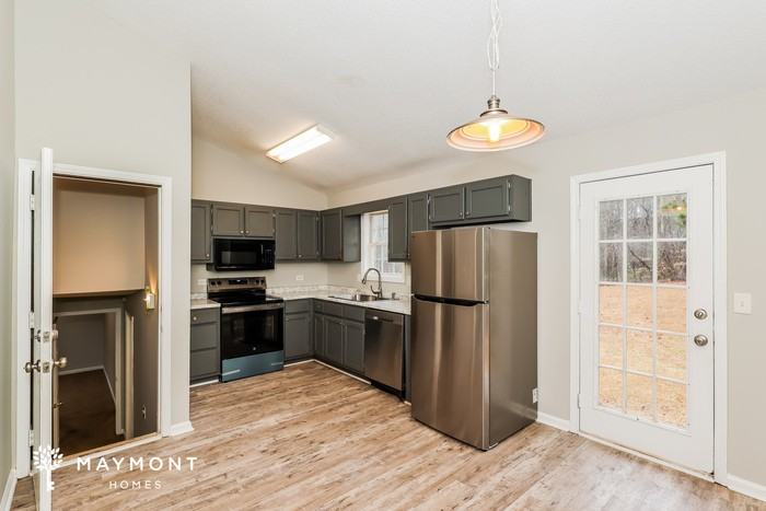 105 Betty Ln - Photo 7 of 13