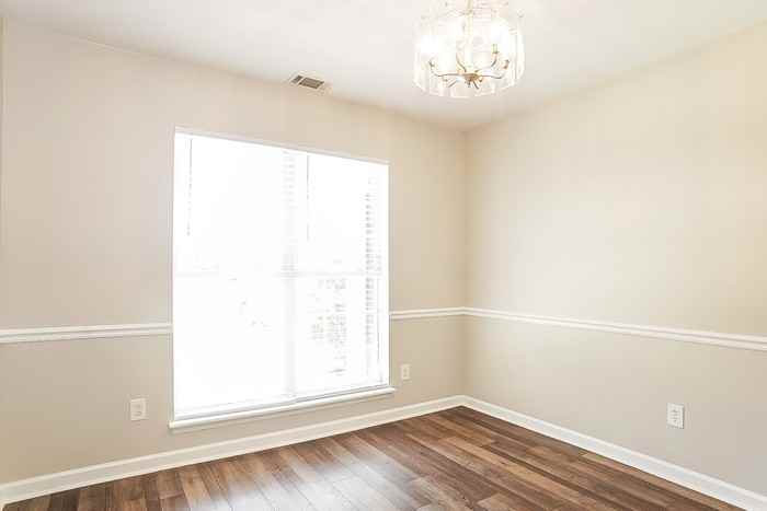 7572 Pleasantville Way - Photo 5 of 12