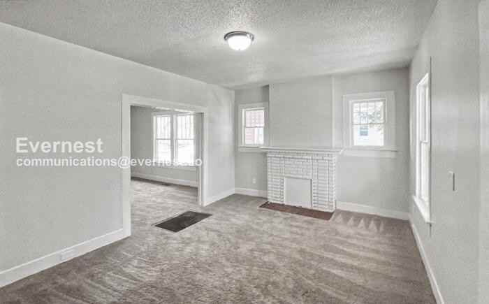 3920 39th Ave N - Photo 3 of 19