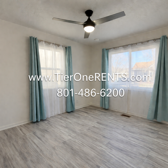 308 S Post St - Photo 2 of 15