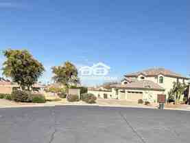 9707 S 45th Ave - Photo 1 of 1