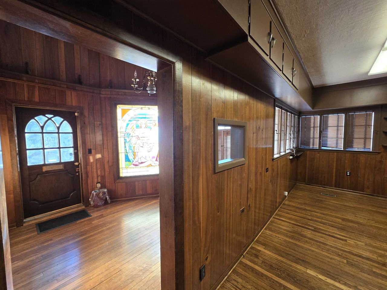 216 N Spring St #1 - Photo 6 of 32