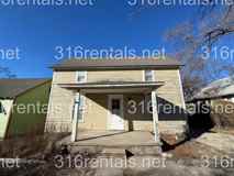 1611 N Poplar St - Photo 1 of 1