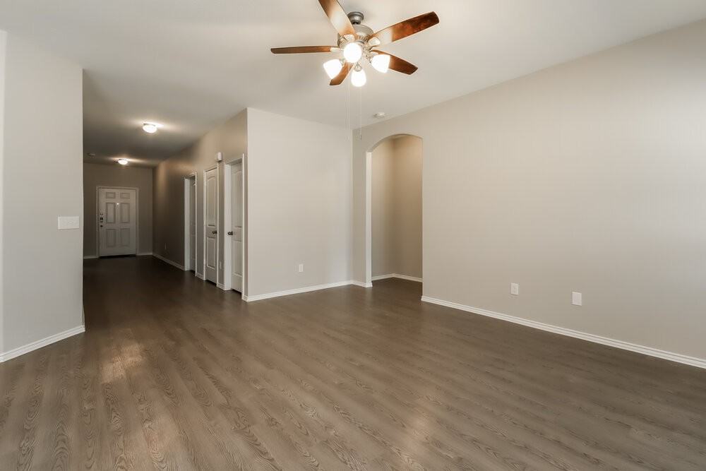 209 Stalwart Hill Trl - Photo 3 of 16