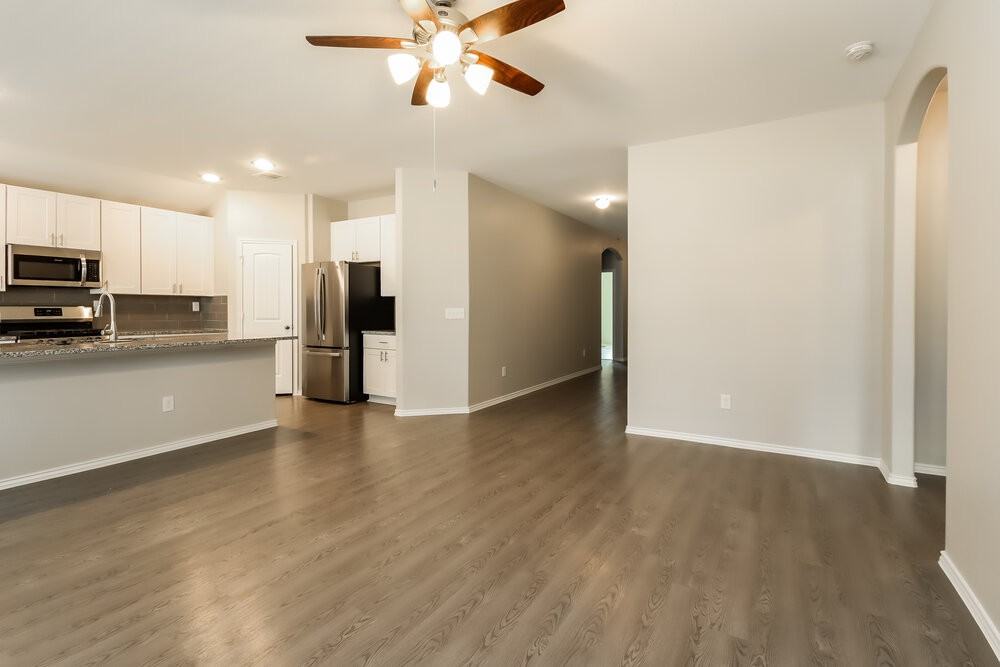 209 Stalwart Hill Trl - Photo 4 of 16