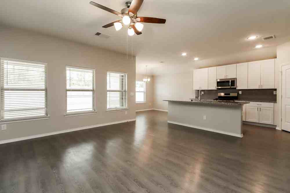 209 Stalwart Hill Trl - Photo 5 of 16