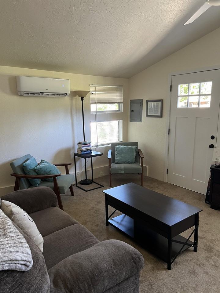 8401 Riverbanks Rd #B - Photo 5 of 35