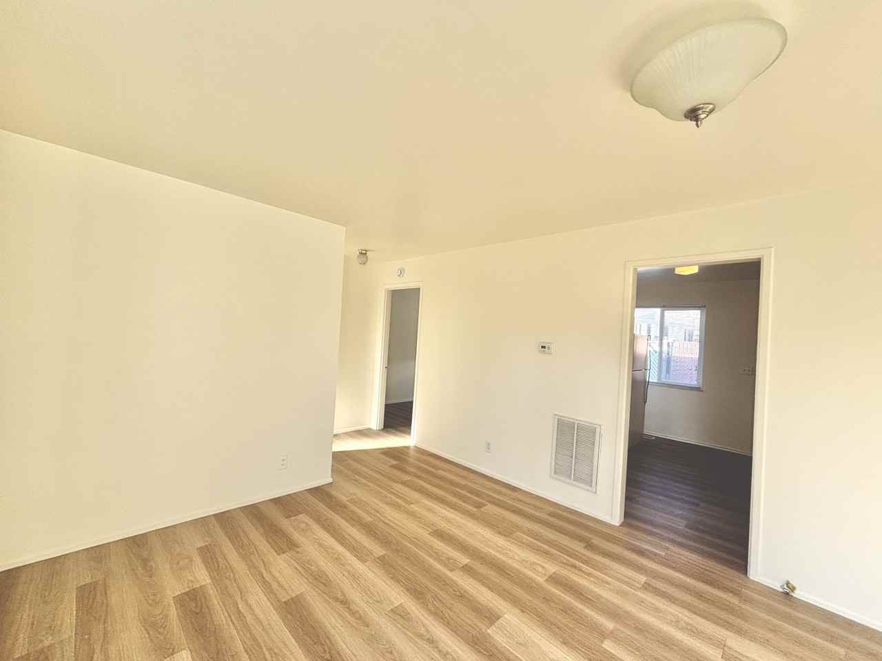 1001 S 400 E #1001 - Photo 3 of 17