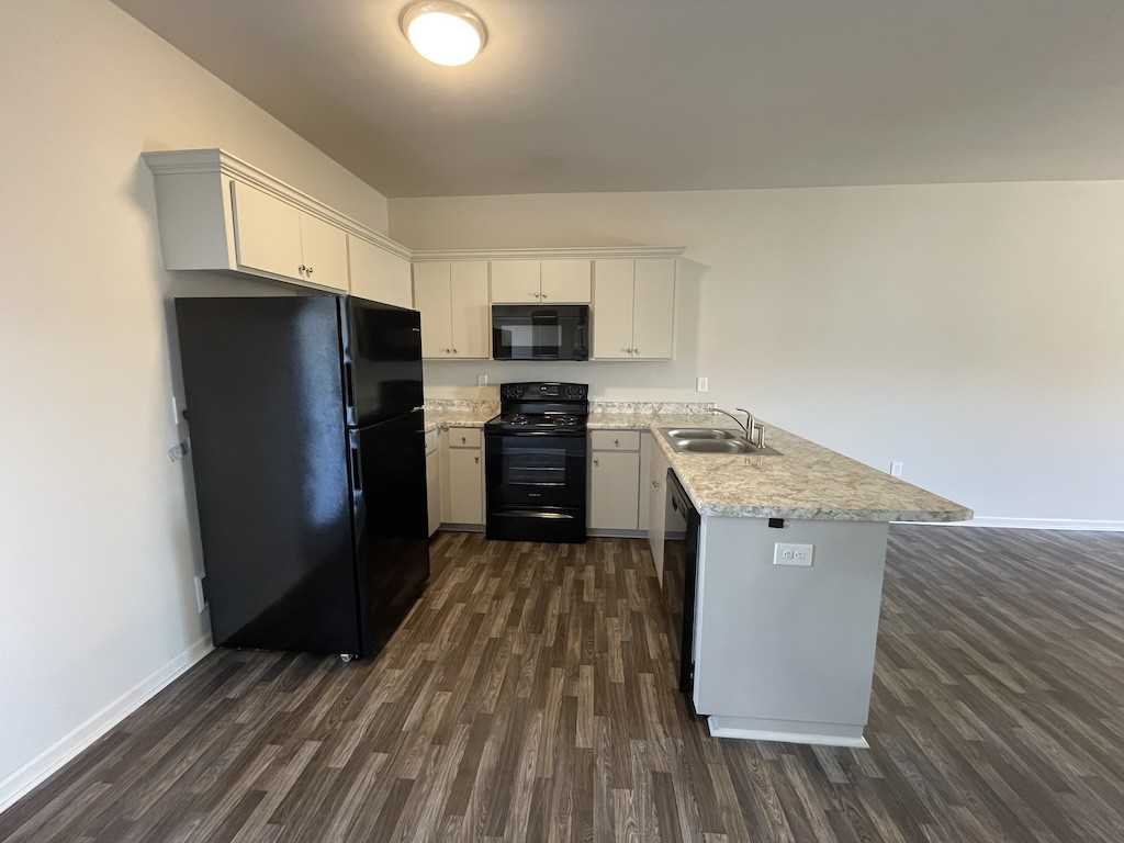 1725 Springhill Pl #2 - Photo 3 of 9