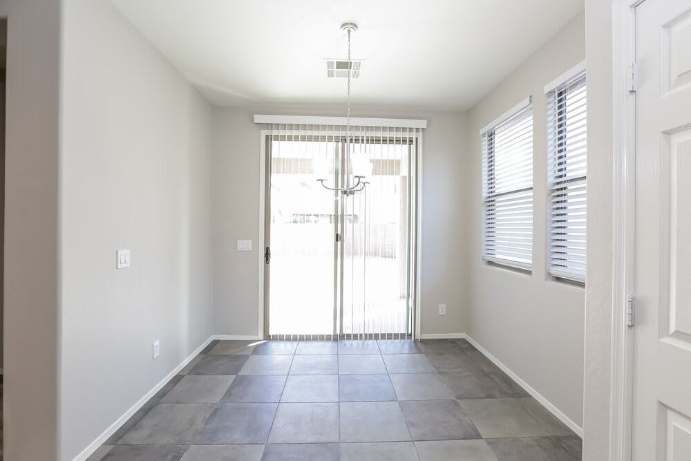 4043 W Pedro Ln - Photo 6 of 17