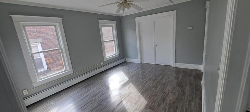 29 S White St #3 - Photo 4 of 12