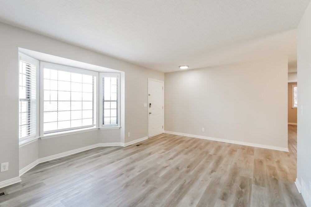 1224 Nw - Photo 5 of 17