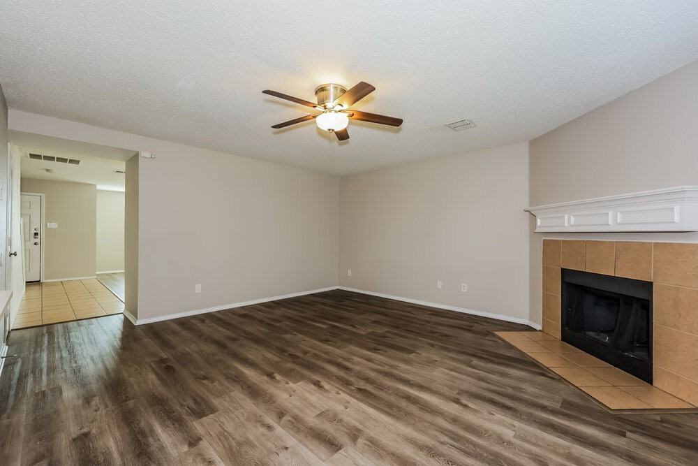 7024 Lake Jackson Dr - Photo 5 of 17