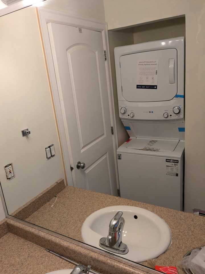 Austin Avenue - Photo 6 of 7