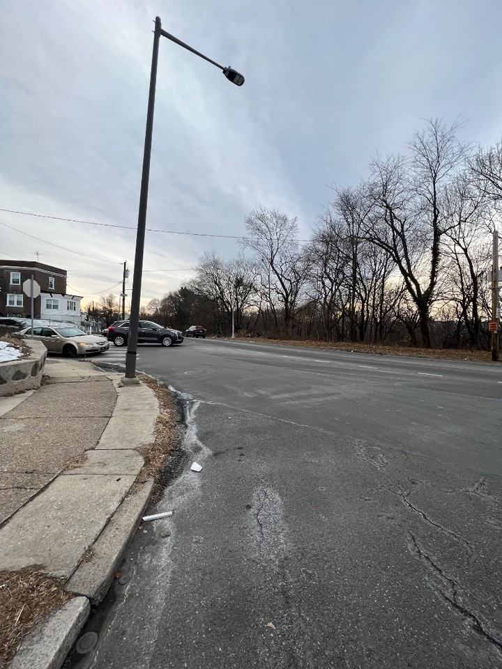 6716 Cobbs Creek Pkwy - Photo 5 of 16