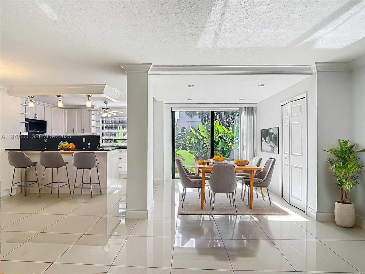 3552 Magellan Cir - Photo 6 of 14