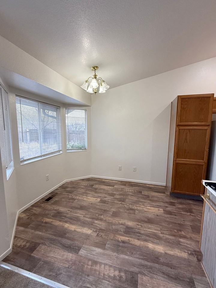 8051 Big River Dr - Photo 4 of 13