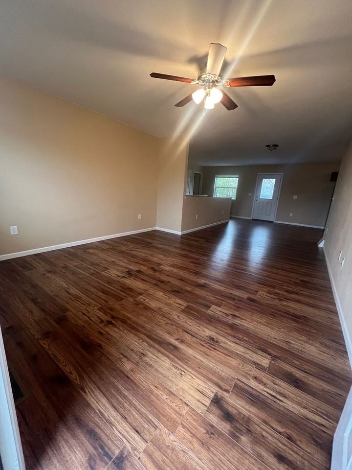 642 22nd St N - Photo 2 of 12