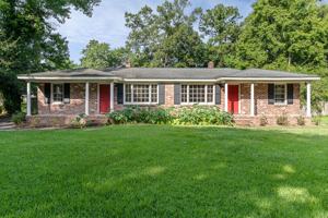 featured image of 409 Betsy Rd