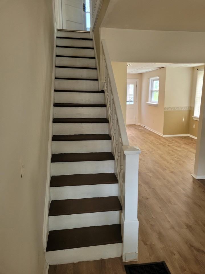 302 Delaware Ave #1 - Photo 2 of 33