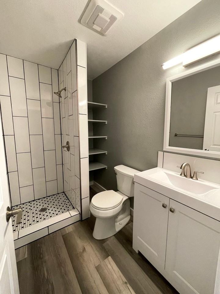 2122 10th Ave ## B4 - Photo 5 of 30