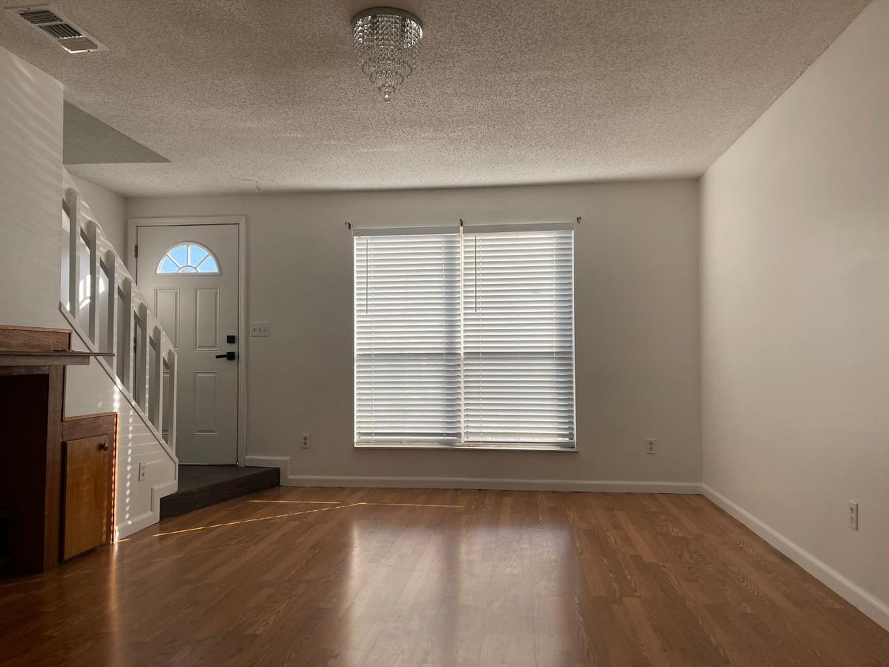 1525 Casa Park Cir - Photo 4 of 11